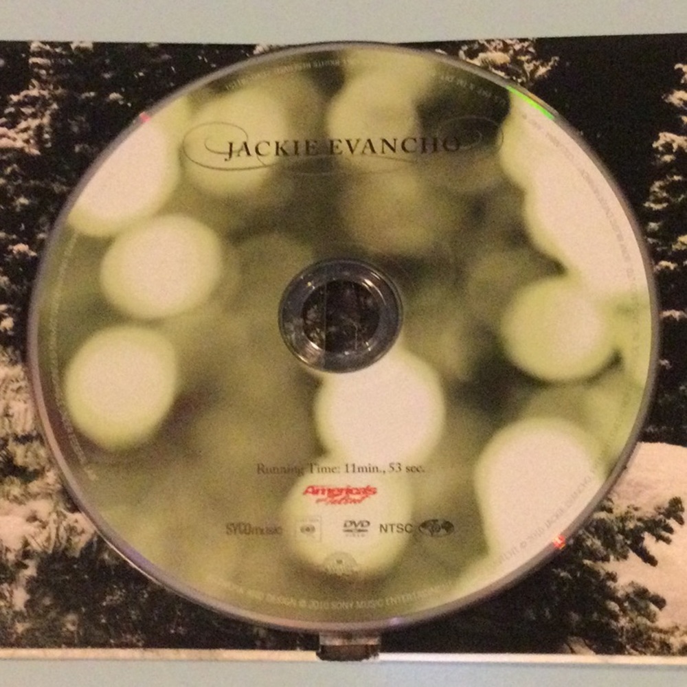 O Holy Night (Jackie Evancho) - Picture 6 of 7